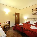 Frühstückspension Relais Il Campanile 3*