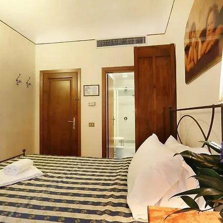 Relais Il Campanile 3* Florenz
