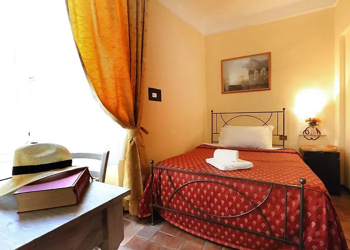 Couette-café Relais Il Campanile 3*