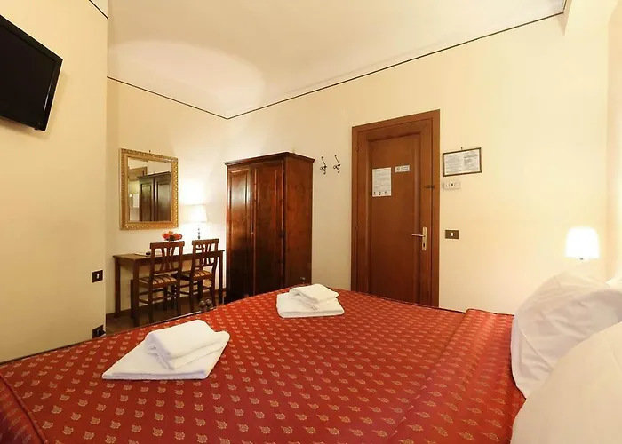 Couette-café Relais Il Campanile 3*